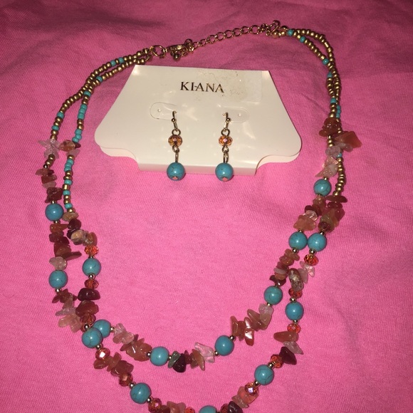 Multi color double strand necklace & earrings - Picture 5 of 6